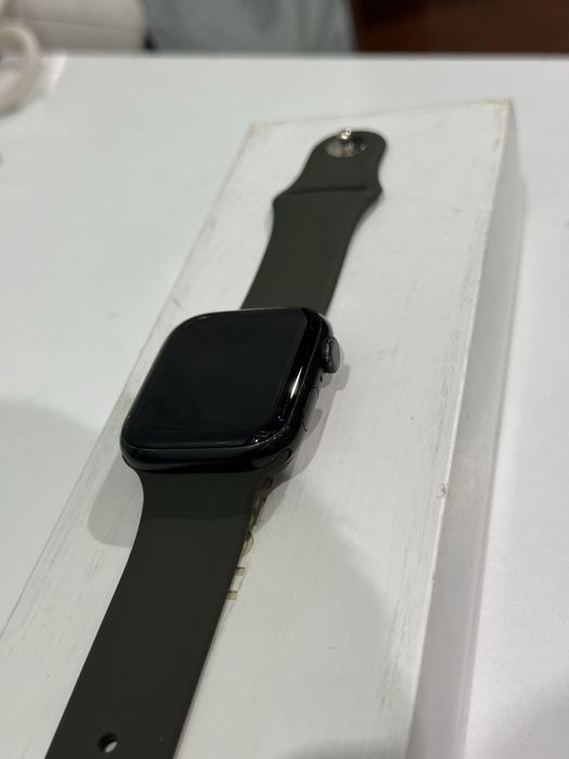 Iwatch 7.45 green