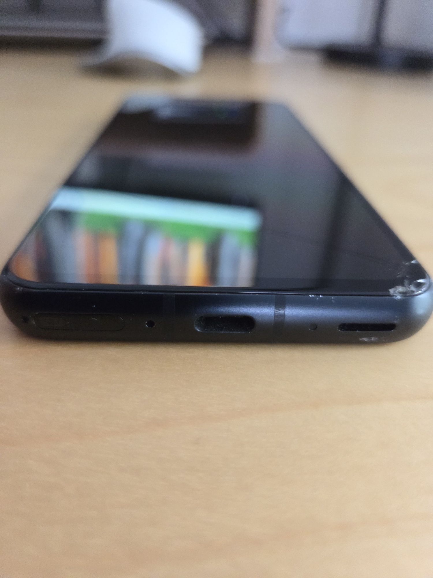 Vand Asus Zenfone 8 8/256gb 5.9"