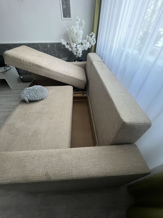 Canapea coltar extensibil si 2 lazi depozitare-canapea bej huse mobila