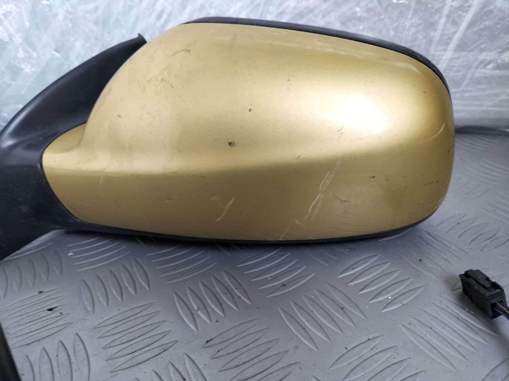 Ляво огледало с прибиране  Peugeot 307 / Пежо 307 2004г.
