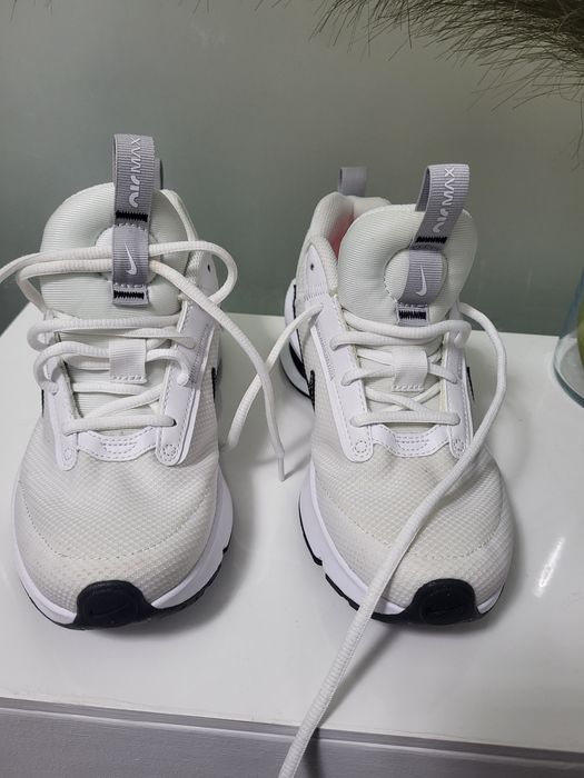 Adidasi nike air max