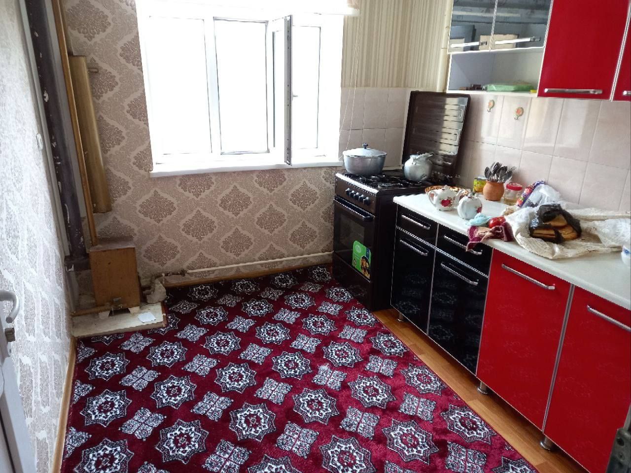 2 xonali kv ijaraga beriladi.