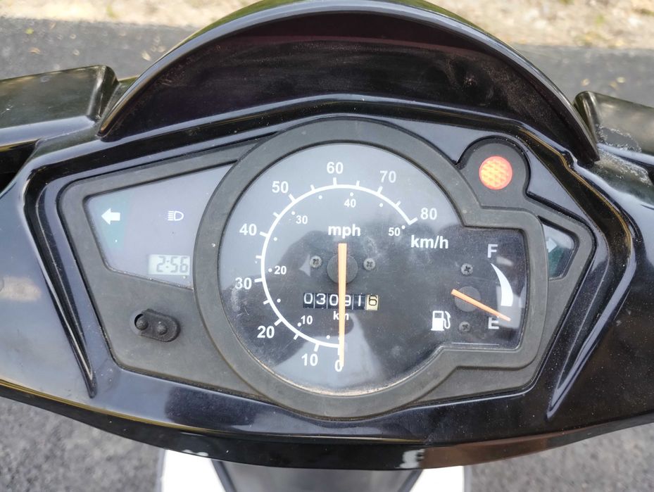 Scuter Tauris Fuego 2015 3000km!
