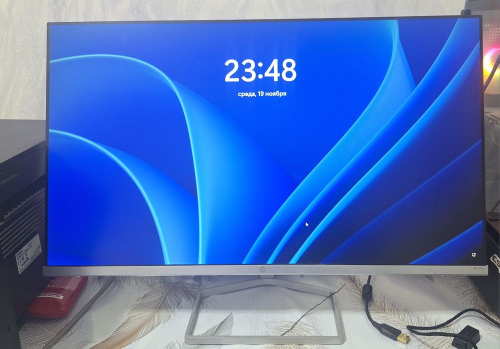 Monitor HP M27FW