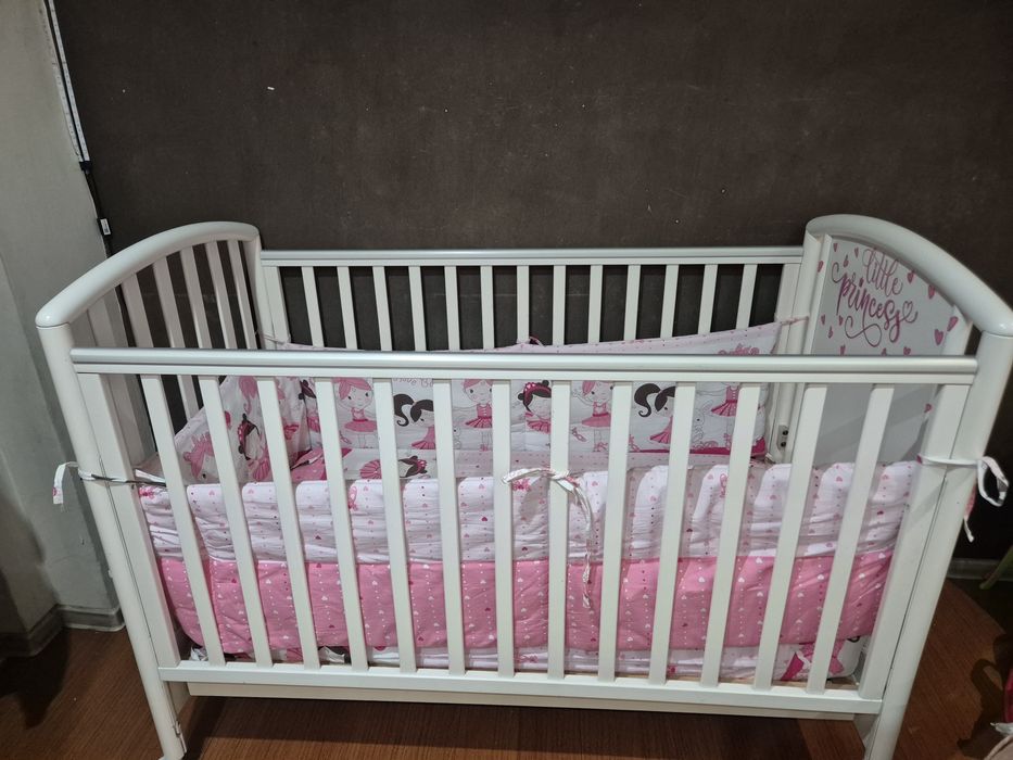 Vând pătuț bebeluși