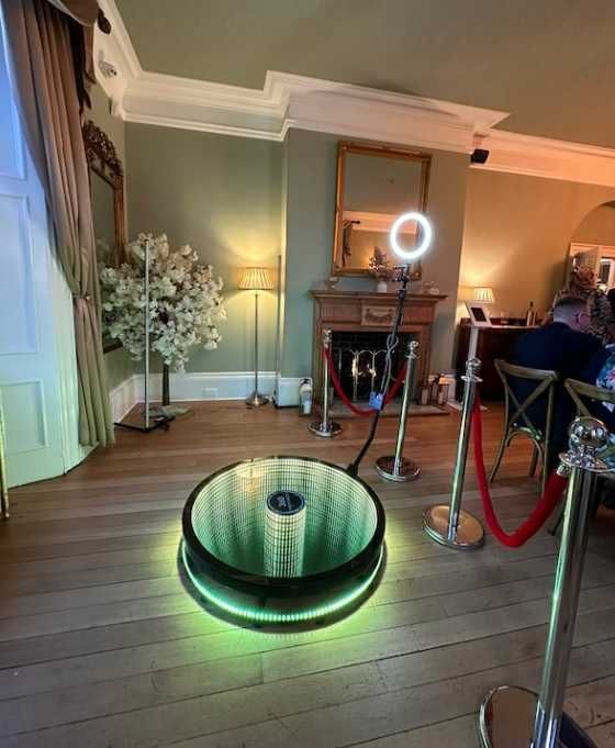 Cabina Foto  1200 RON - selfie 360 NELIMITAT! tort shoturi