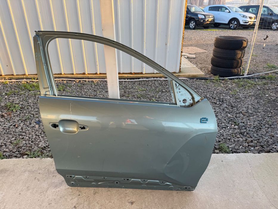 Предна дясна врата за c4 след 2020