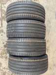 Vând 4 anvelope 245/40/20 continental de vară ca noi