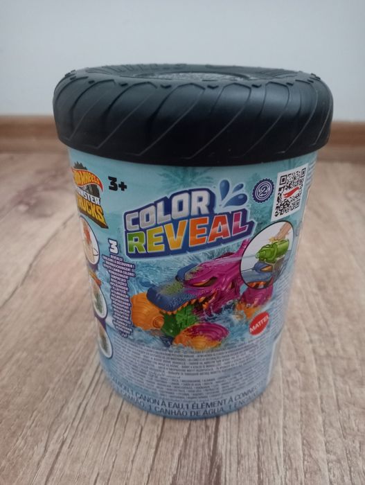 Hot Wheels Monster Trucks Color Reveal