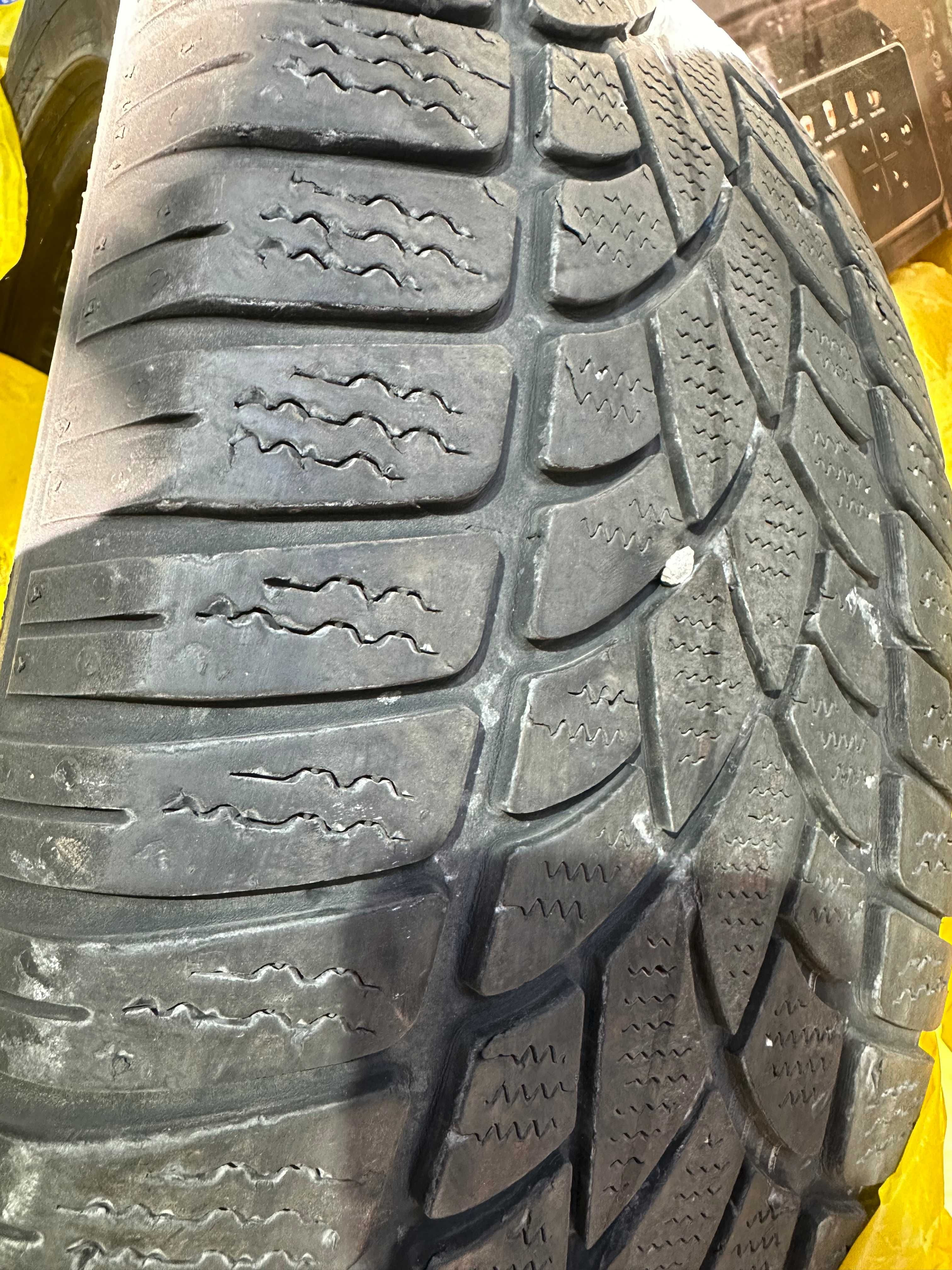 Зимни гуми 235/55 R18 Dunlop Winter Sport 3D