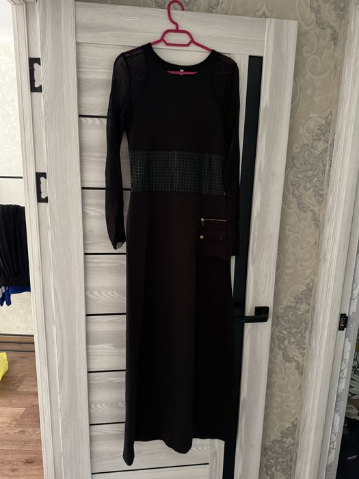 продам вечерние платья