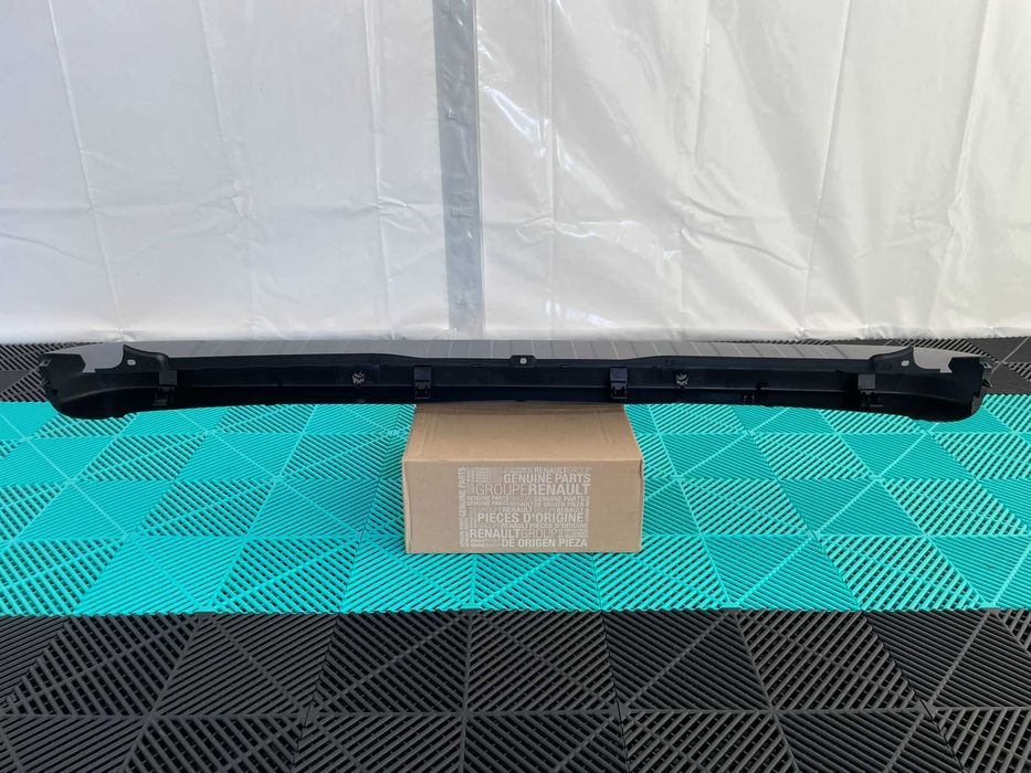 Bara spate Renault Trafic 3 2014+ Vivaro noua originala senzori