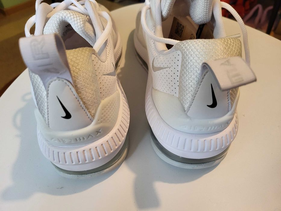 Nike Air Max nr 44 noi
