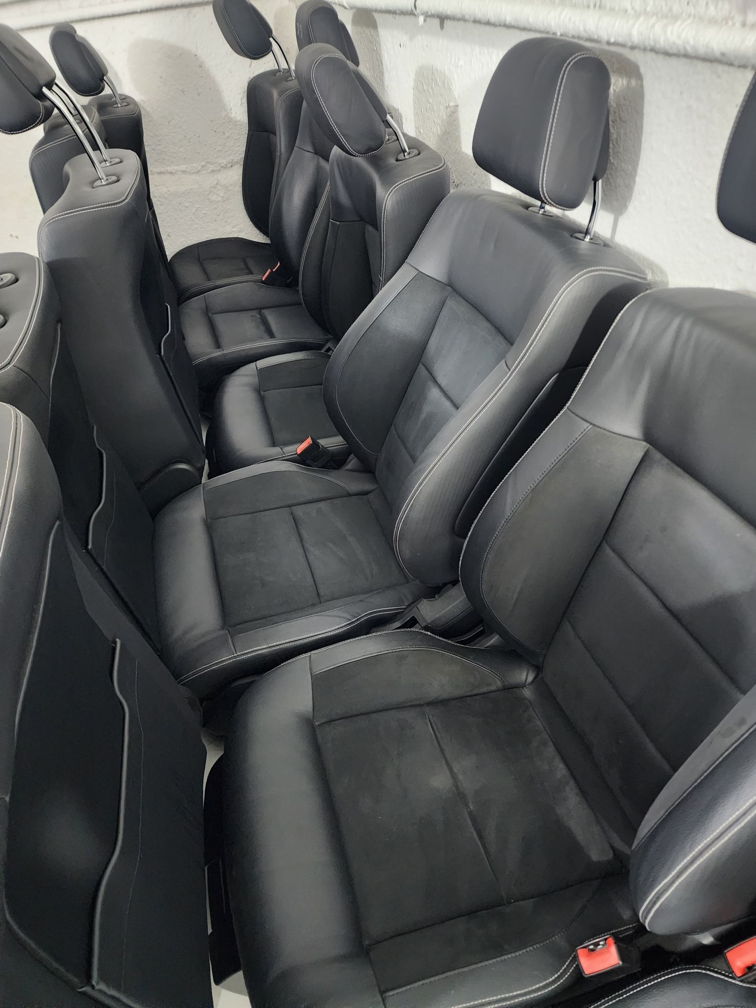 Сиденя от Mercedes W212