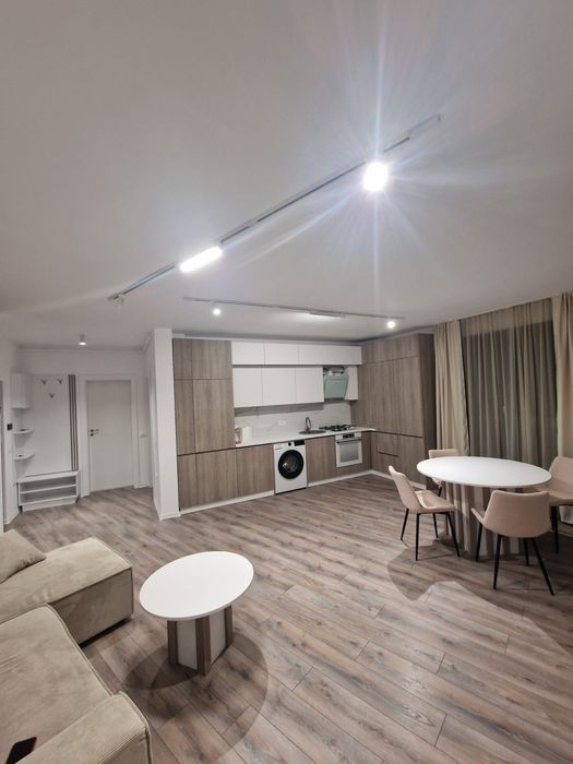 De inchiriat- Apartament 2 camere, imobil nou