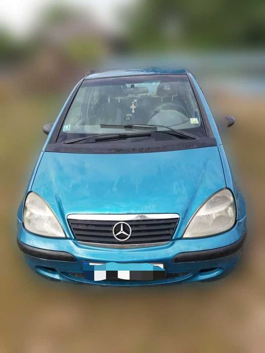 grila cu sigla mercedes a class a 140 / a 160 / a 170 / a 190 / piese