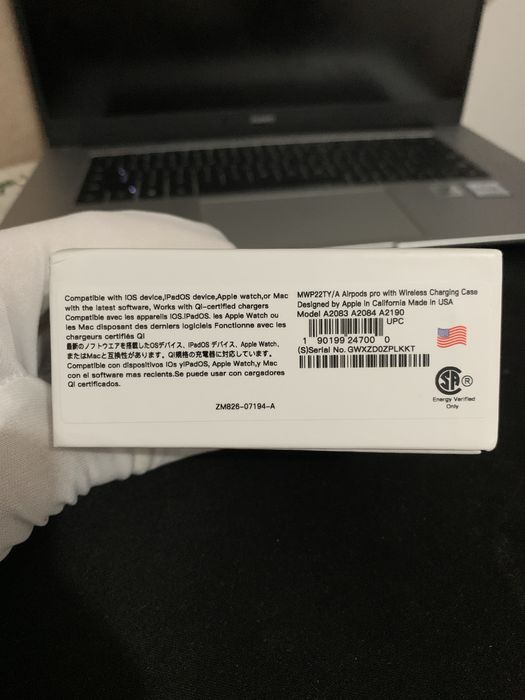 Apple AirPods Pro 1st Generation