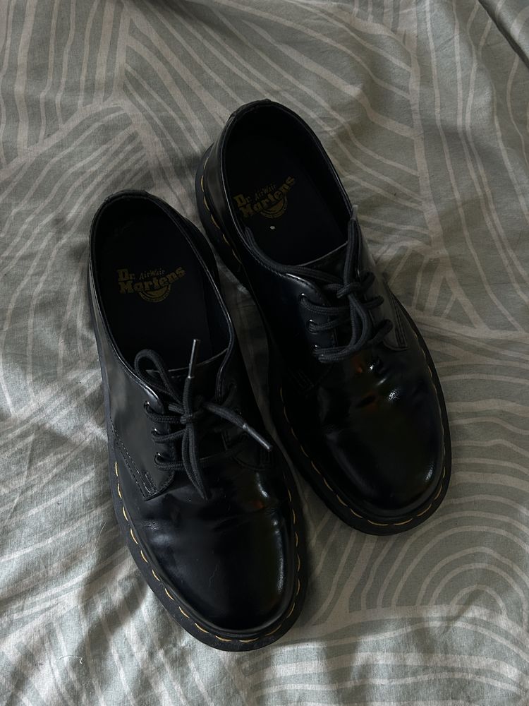 Dr martens обувки с платформа номер 40