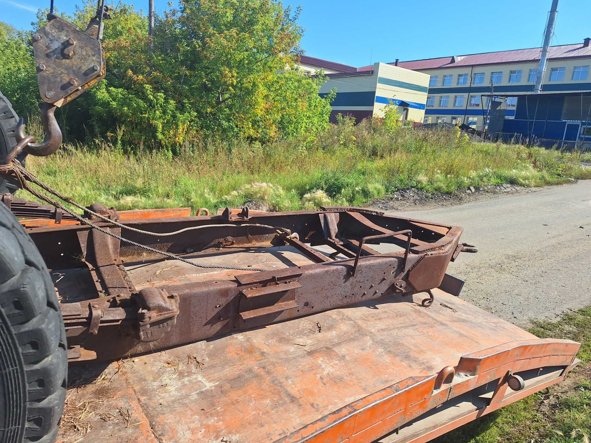 Продам  запчасти для прицепа