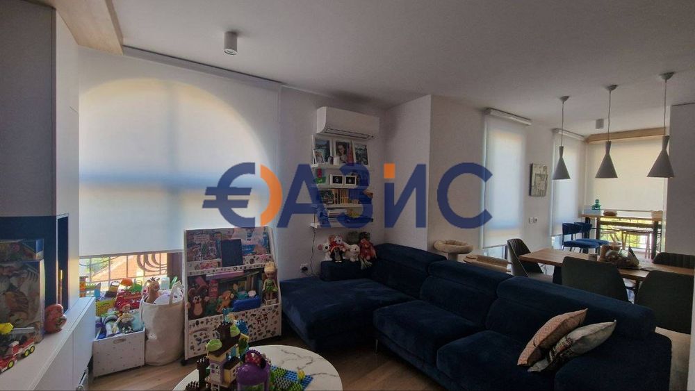 Продава се Четиристаен апартамент в Бургас, Център - 190 кв.м за 3527 €/кв.м - Снимка #10