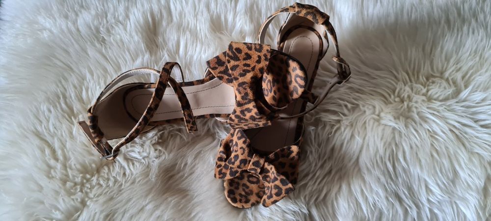 Vand sandale piele animal print