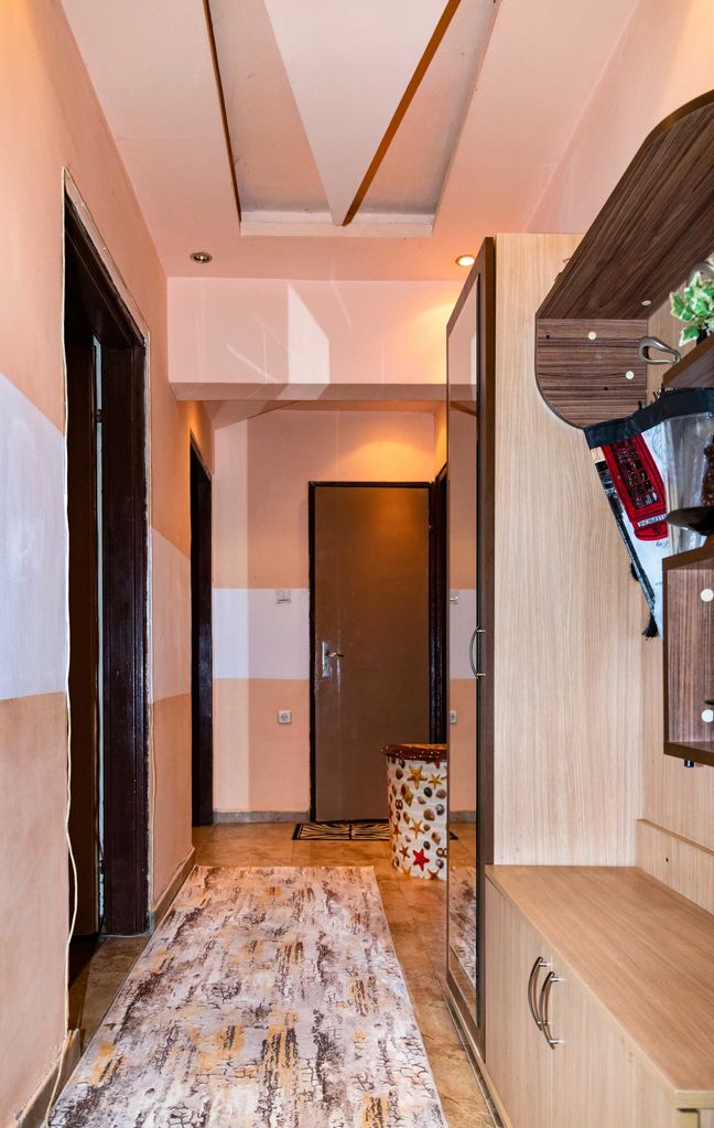 Продава се Тристаен апартамент в Бургас, Меден рудник - зона В - 85 кв.м за 1124 €/кв.м - Снимка #5