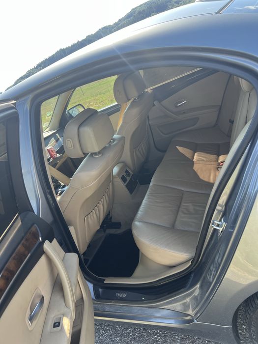 Vand Bmw 530 automat