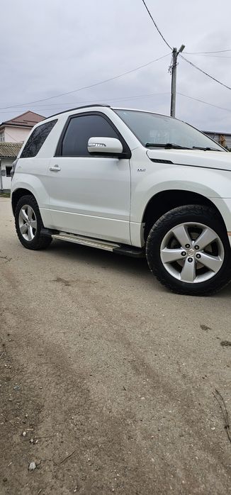 Vând Suzuki Grand Vitara 3 usi