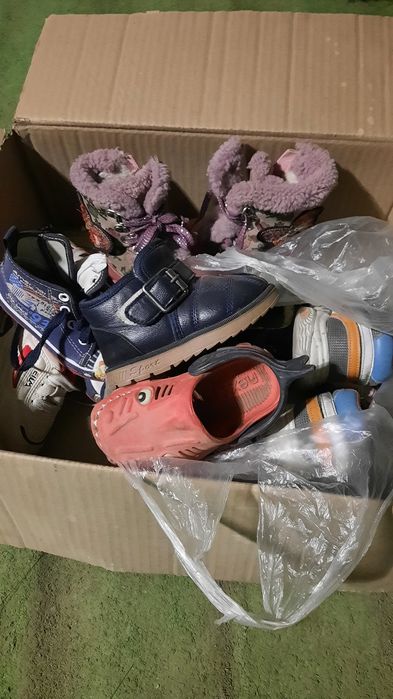 Обувь детская кроссовки сапоги