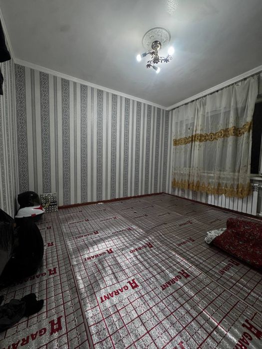 Прадаётся 3х 3микрарайоне вдоль дороги новая планировка 1этаж
