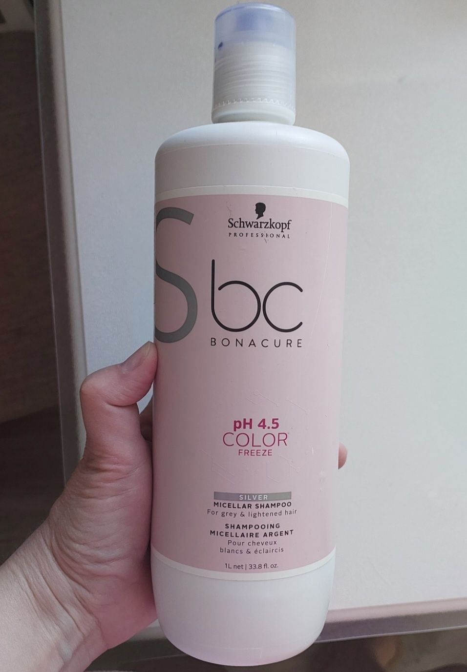 Шампунь Schwarzkopf BC Bonacure pH 4.5 Color Freeze