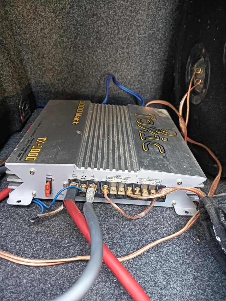 Statie auto + subwoofer