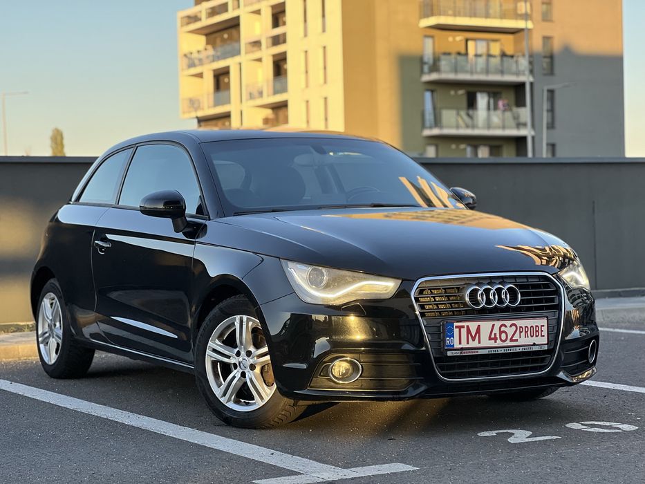 Audi A1 an 2011, climatronic, incalzire scaune, navigatie, bixenon,led