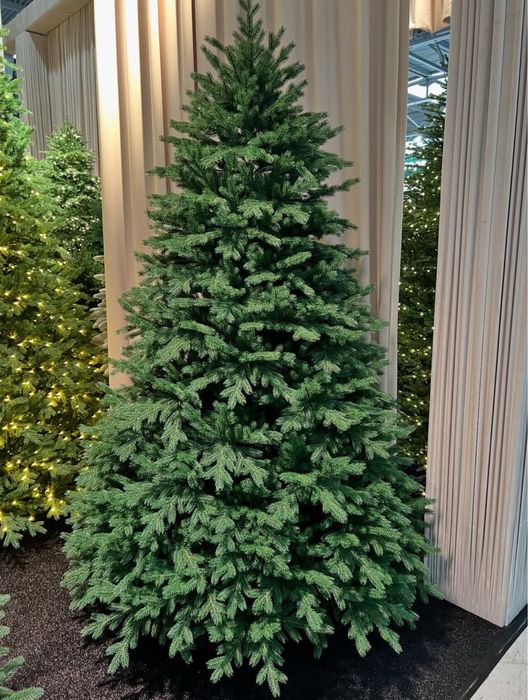 Новогодние елки,игрушки , гирлянда в подарок,акция