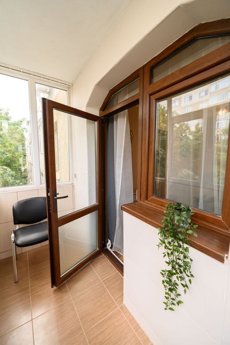 Apartament 2 camere, Casa de Cultură – 41 mp, etaj 3/4.