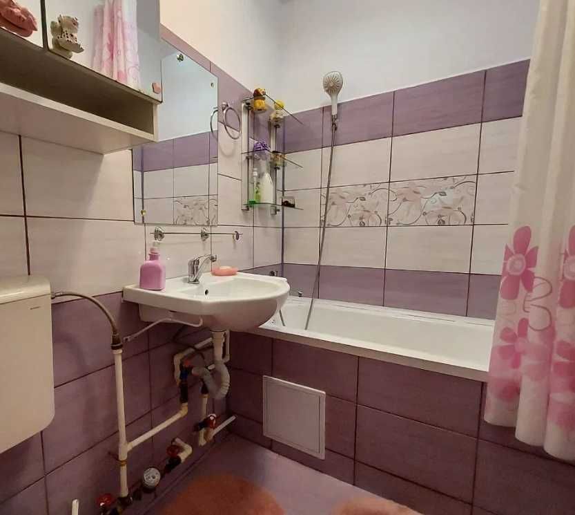 Дава се под наем Двустаен апартамент в Пловдив, Център - 65 кв.м за 290.7 € - Снимка #3