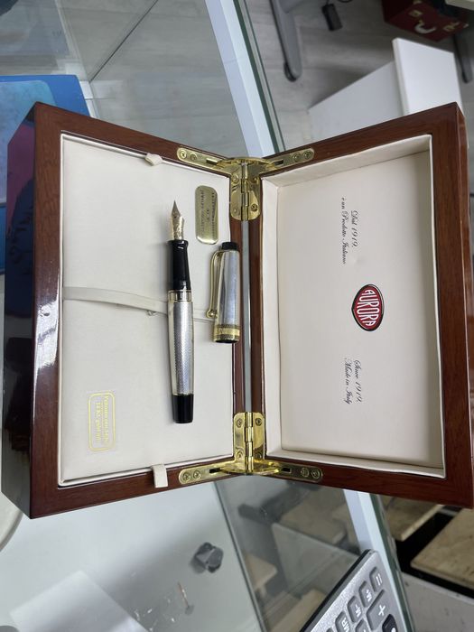 Ручка перьевая бренд аврора золото 585 и серебро 925