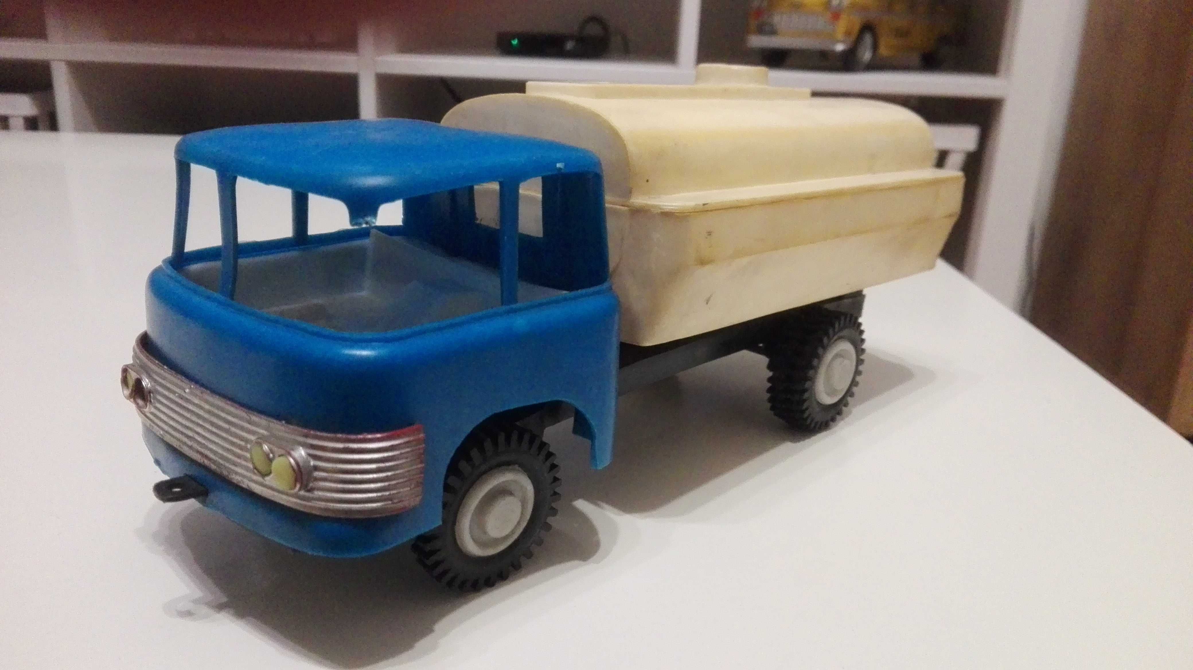Стар Автобус играчка, ГДР,  и старо БГ камионче