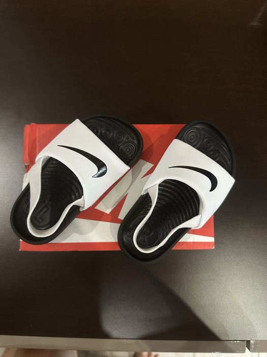 Детски сандали 23