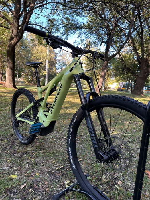 Продавам електрически велосипед Specialized Turbo Levo L 700wh