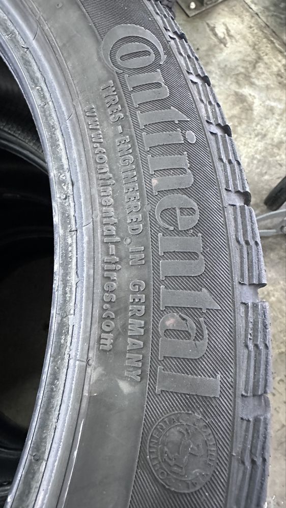 Зимни гуми 275/40/22