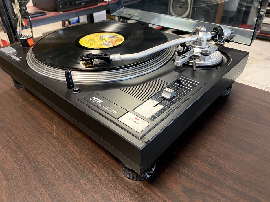 Качествен грамофон с доза Stanton