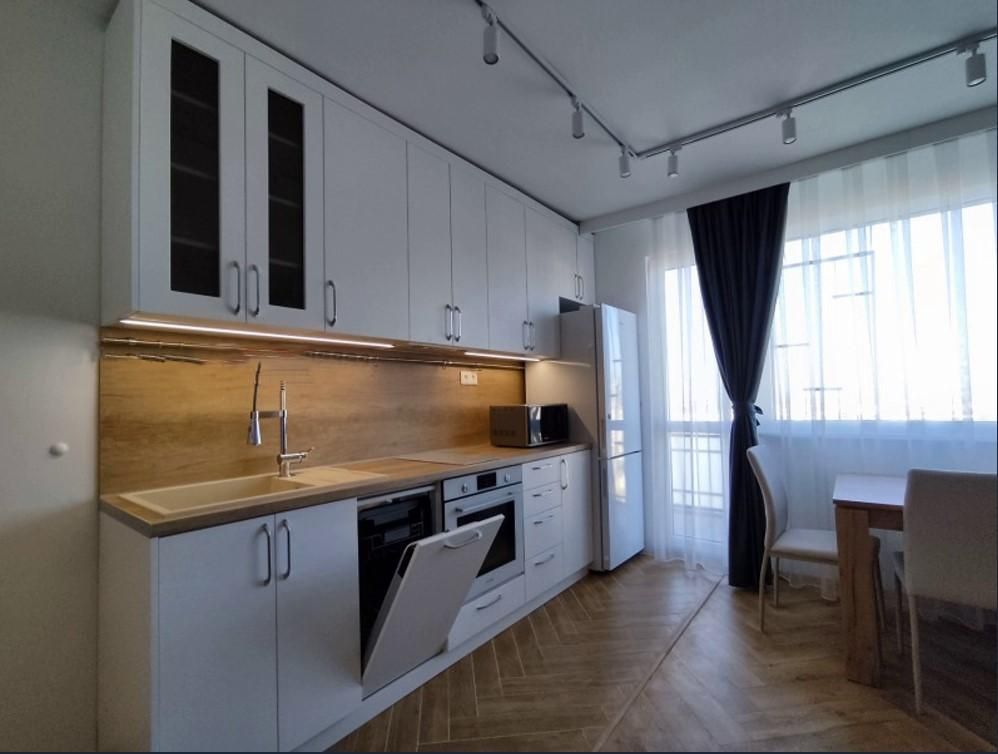 Дава се под наем Тристаен апартамент в София, Младост 1А - 80 кв.м за 700 € - Снимка #3