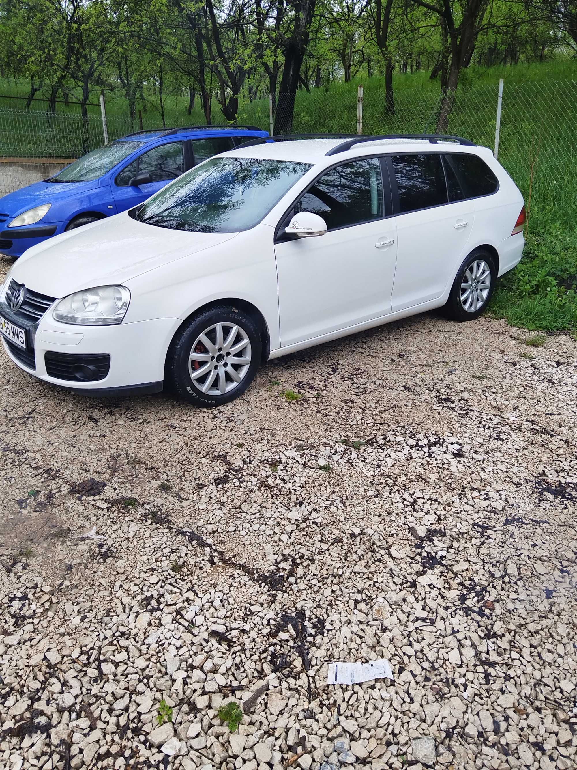 Vand volkswagen golf 5 avant tsi  an 2009 decembrie km 213543 reali.