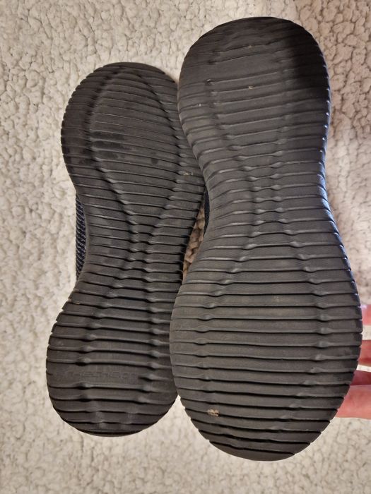 Adidasi Skechers marime 37