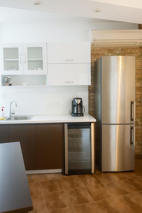 Дава се под наем Двустаен апартамент в Пловдив, Кършияка - 75 кв.м за 600 € - Снимка #1