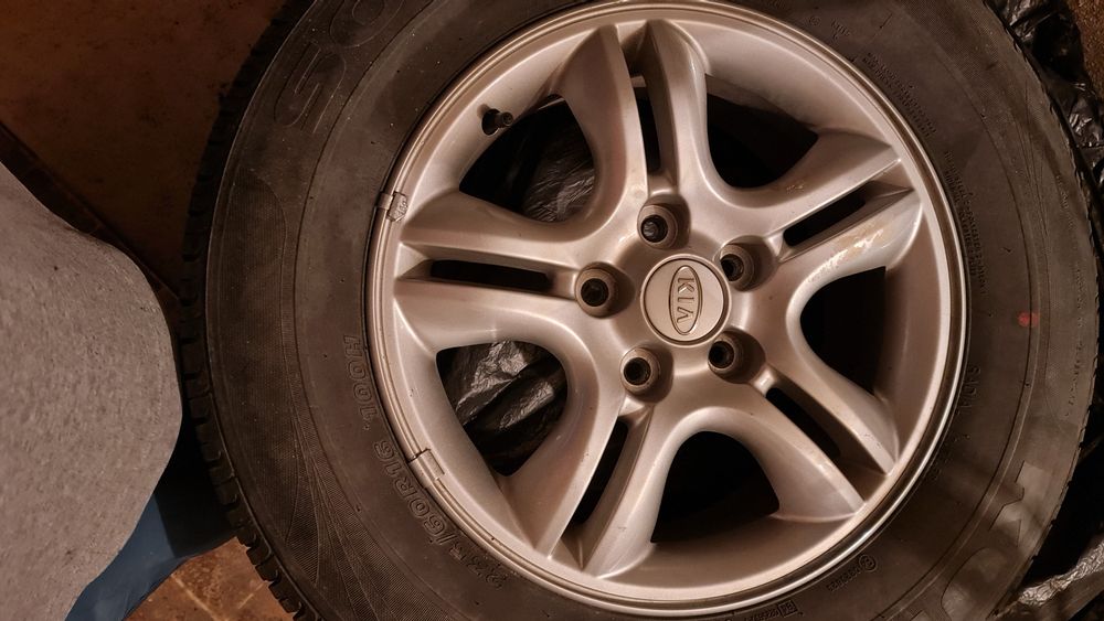 Оригинални джанти с гуми 16ки Киа/kia