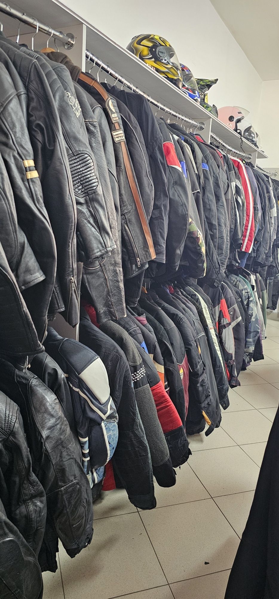 Pantaloni moto mai multe marimi și modele