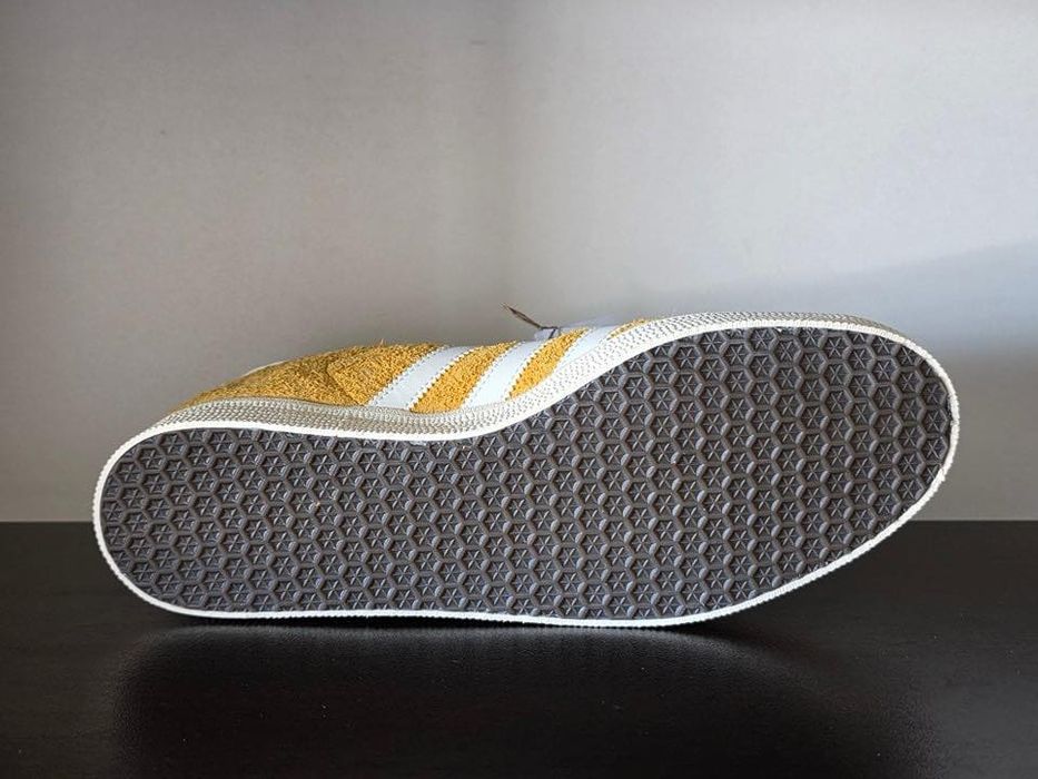 Adidas Gazelle Налични 40н 25см/ 42.5н 27см/43н 27.5см/ 44н 28см