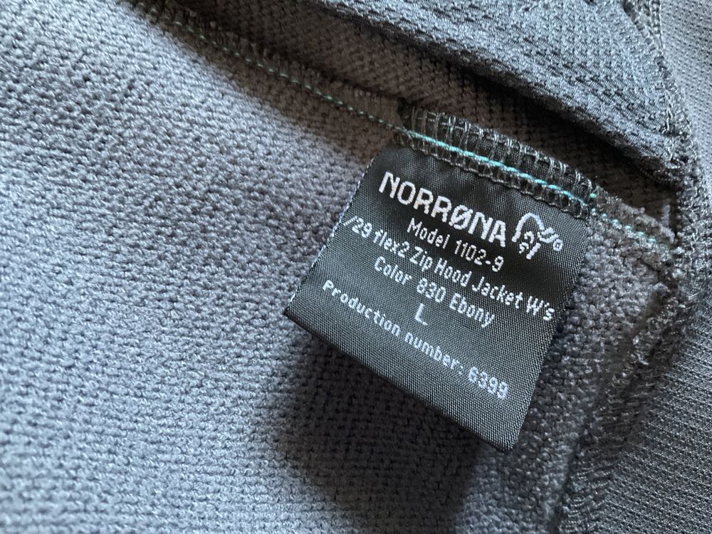 Hanorac original Norrona impecabil